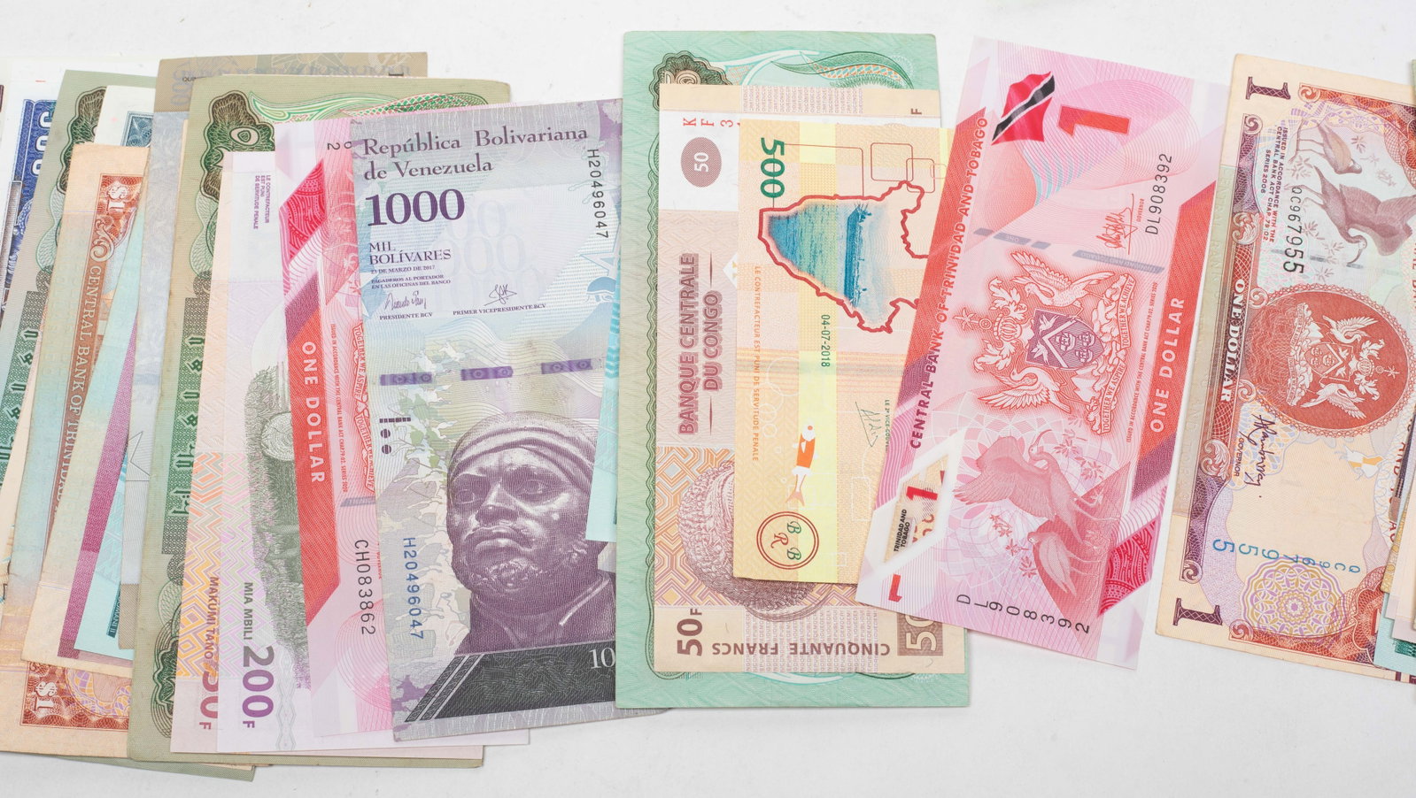 Large Set World Banknotes Collection - 11
