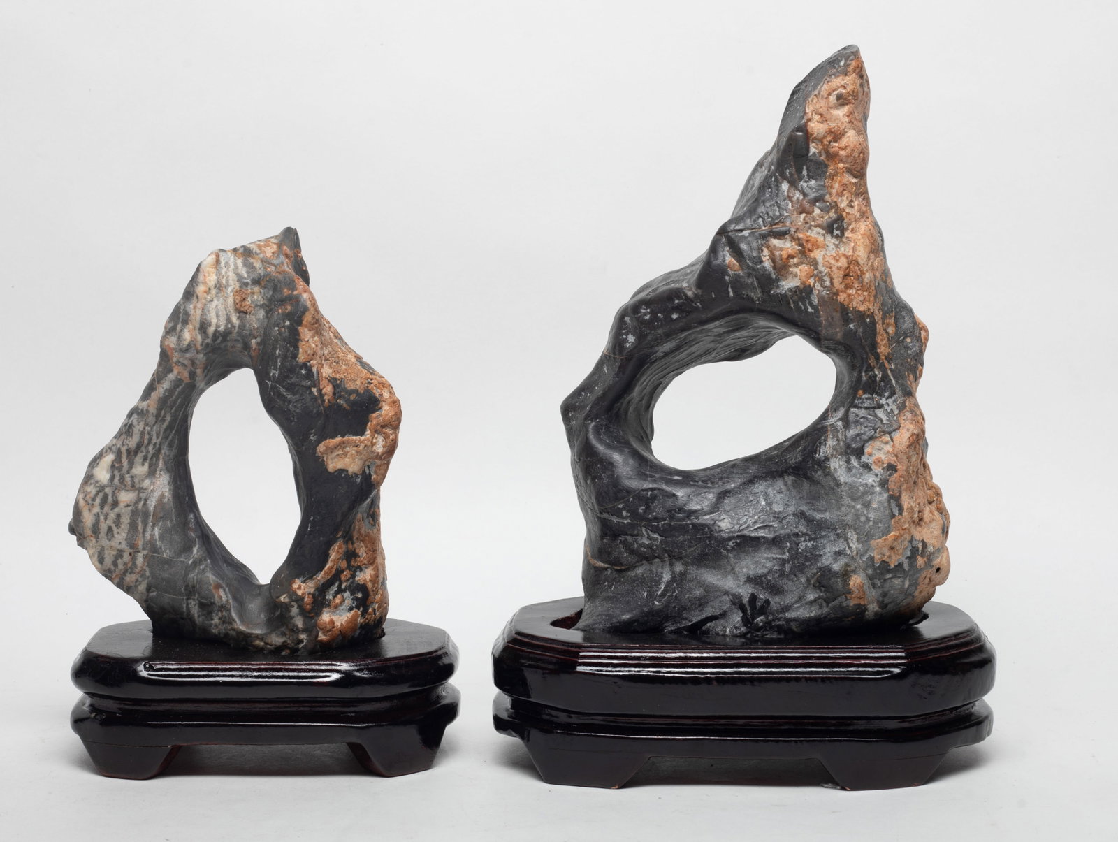 Two Vtg. Chinese Export Scholar Stones: Two collectible Chinese scholar stone sculptures, with stands. Approx. 8.5*6.3*5.5 inch (larger w/o stand).
