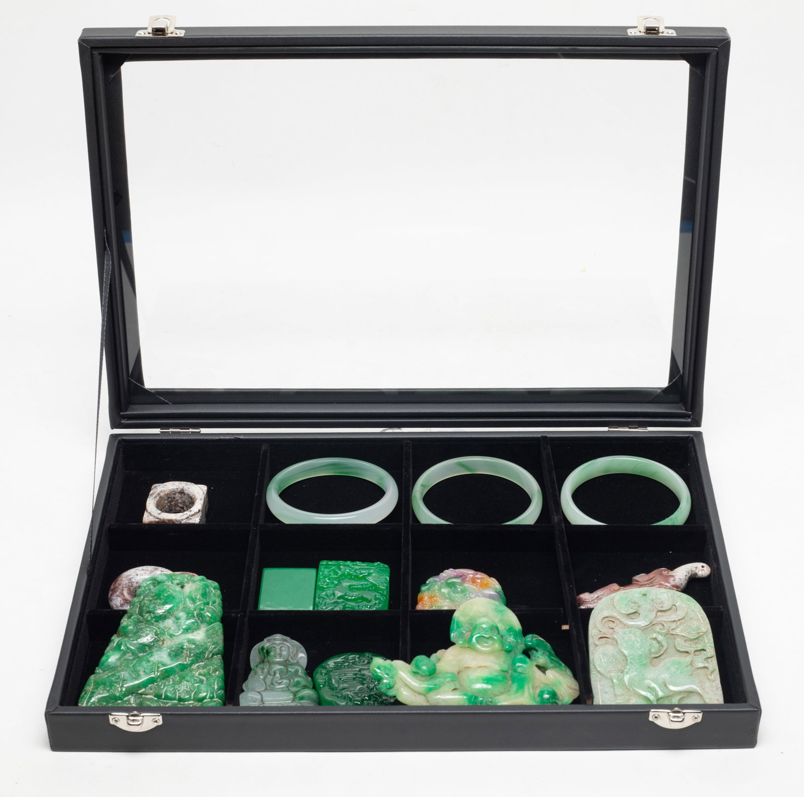 Set Chinese Export Colored Stone Carvings: Large set of Chinese colored stone carved bangles and pendants, with case. Approx. 4.3*3.1 inch (largest pendant).