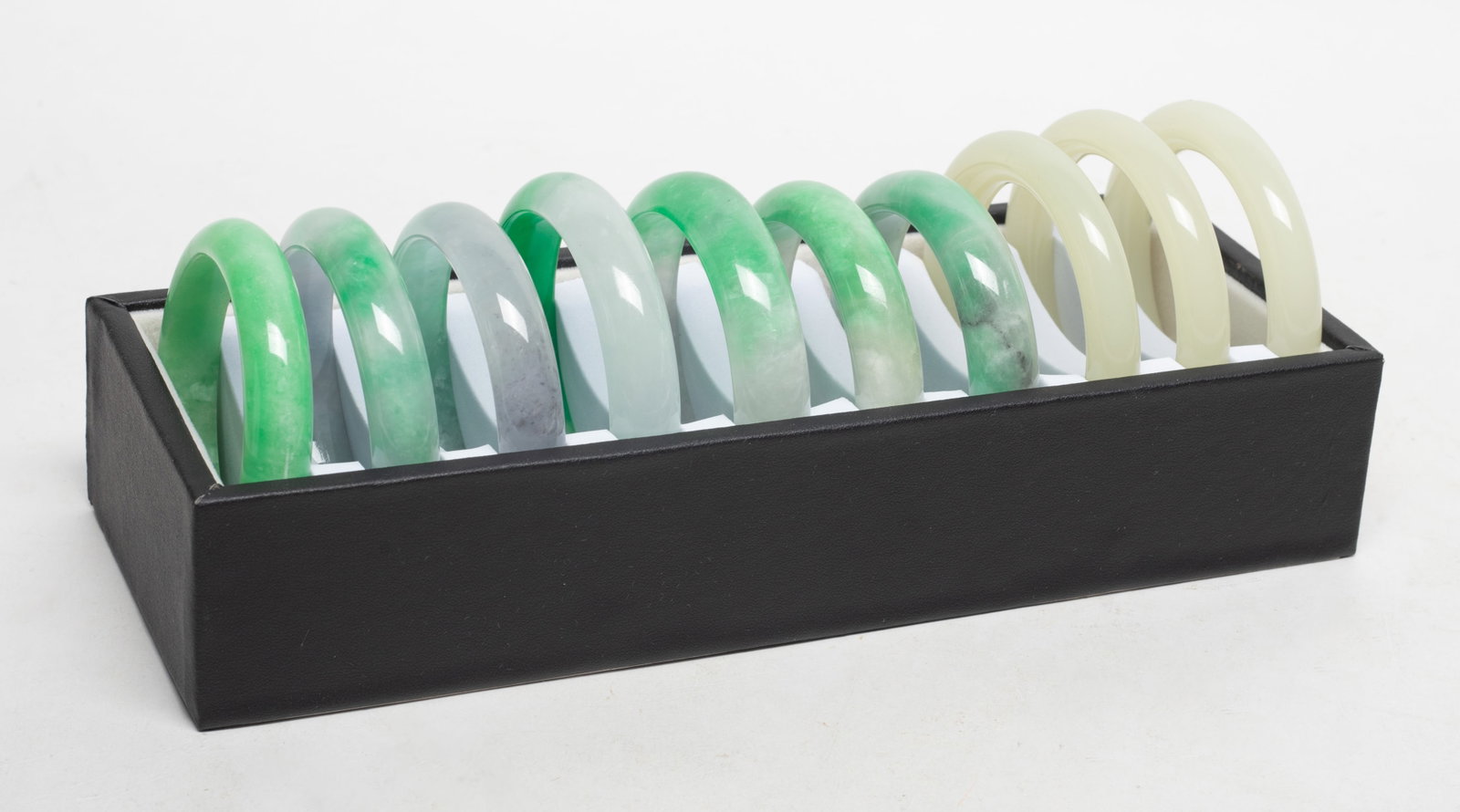 Set Chinese Jade Like Bangles (1 of 7)