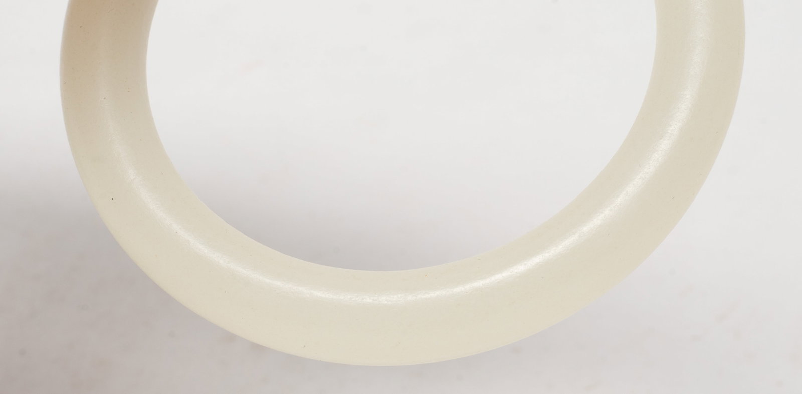 Two Chinese Export Colored Bangles - 8