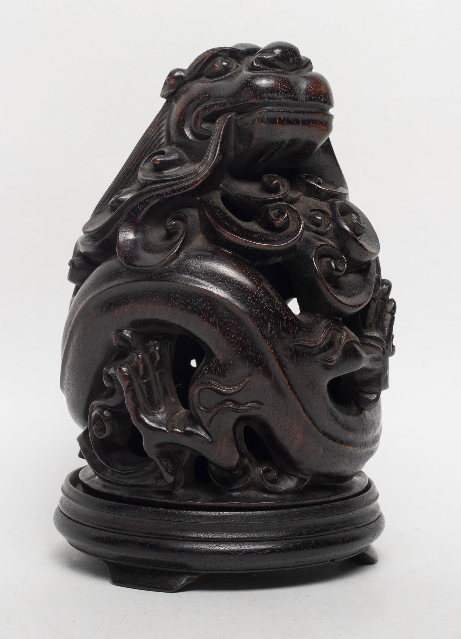 Chinese Wood Beast Censer: Chinese wood carved openwork beast censer. Approx. 6.2*4 inch.