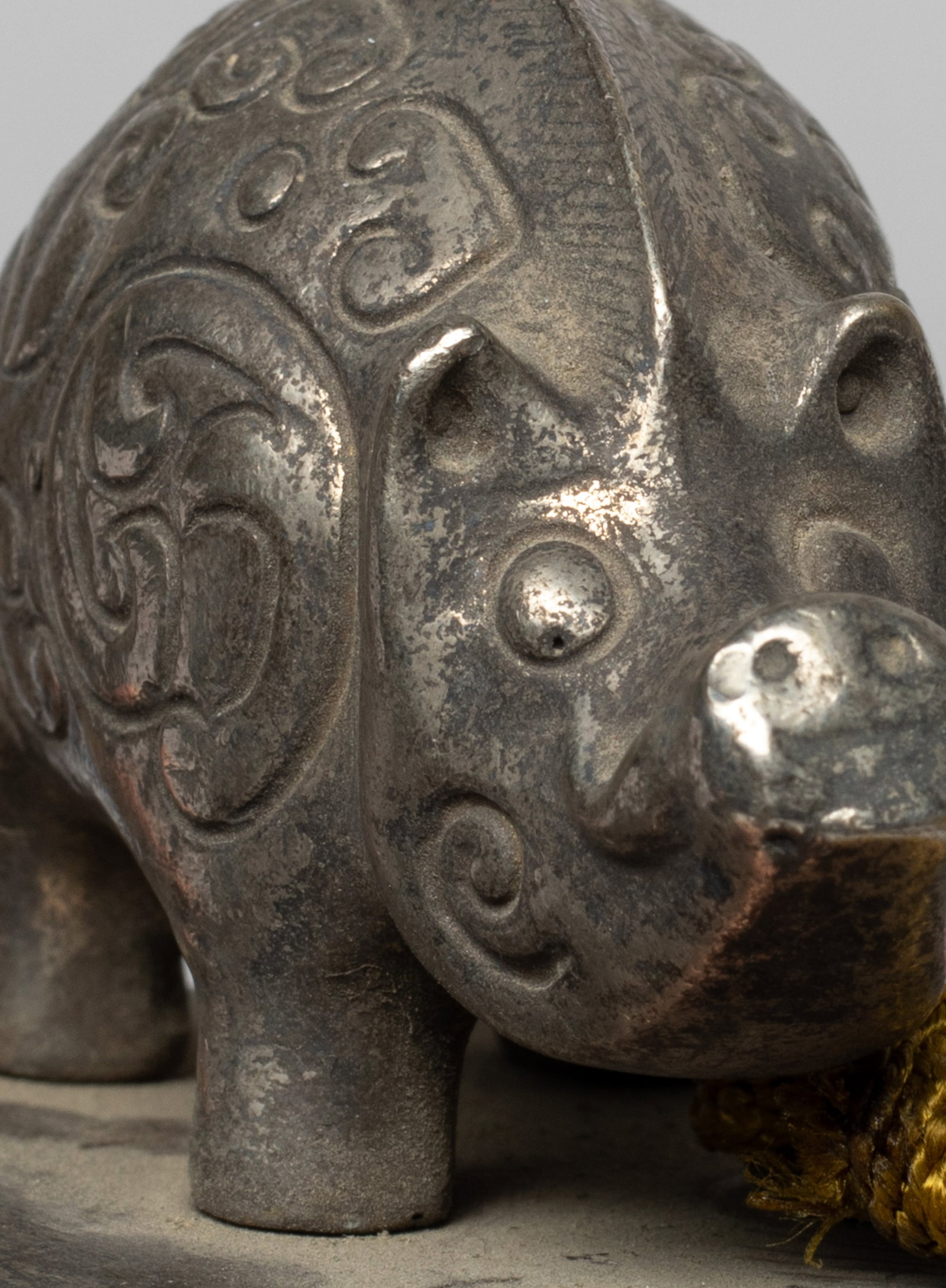 Rare Chinese Heavy Seal - 9
