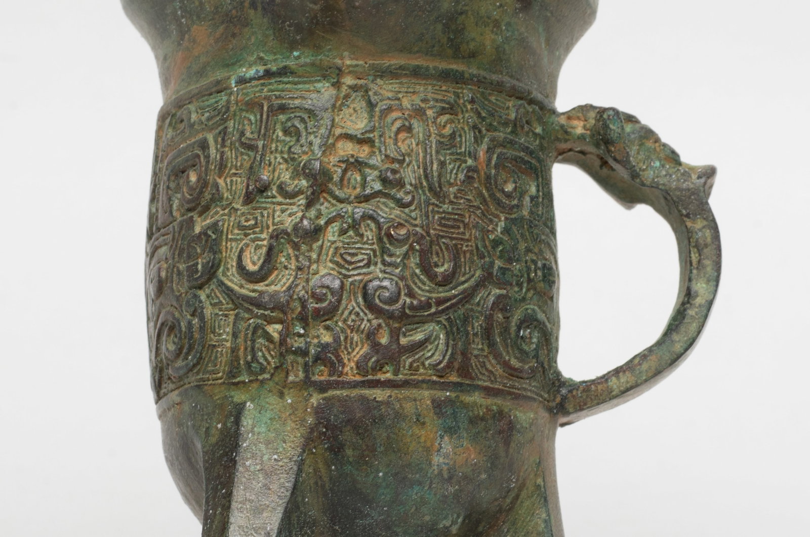 Two Chinese Export Bronze Cups - 11