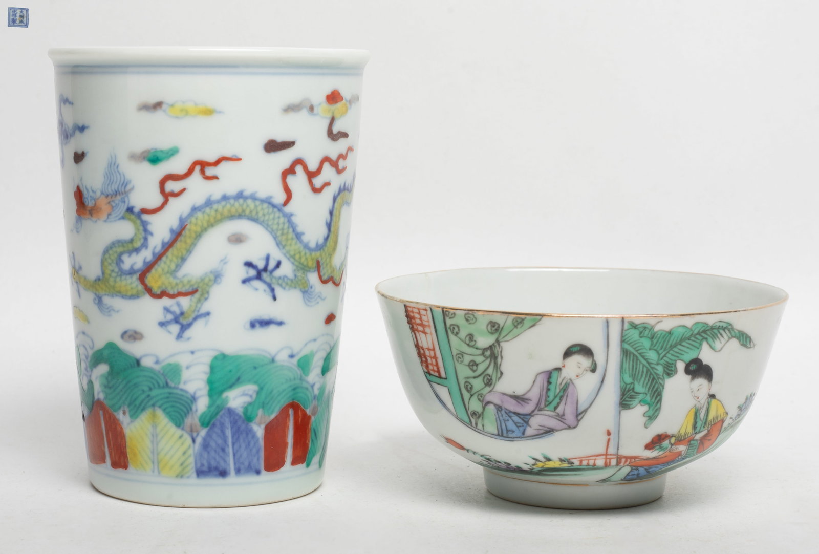 Two Chinese Export Porcelain Cups: One cup painted figural scene, the other painted dragons, with seal mark on bottom. 4.7*3.5 inch (larger).
