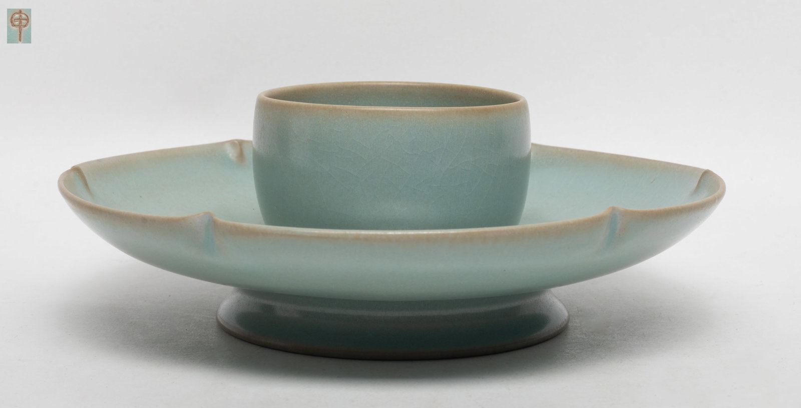 Chinese Ru Type Porcelain Large Cup (1 of 11)