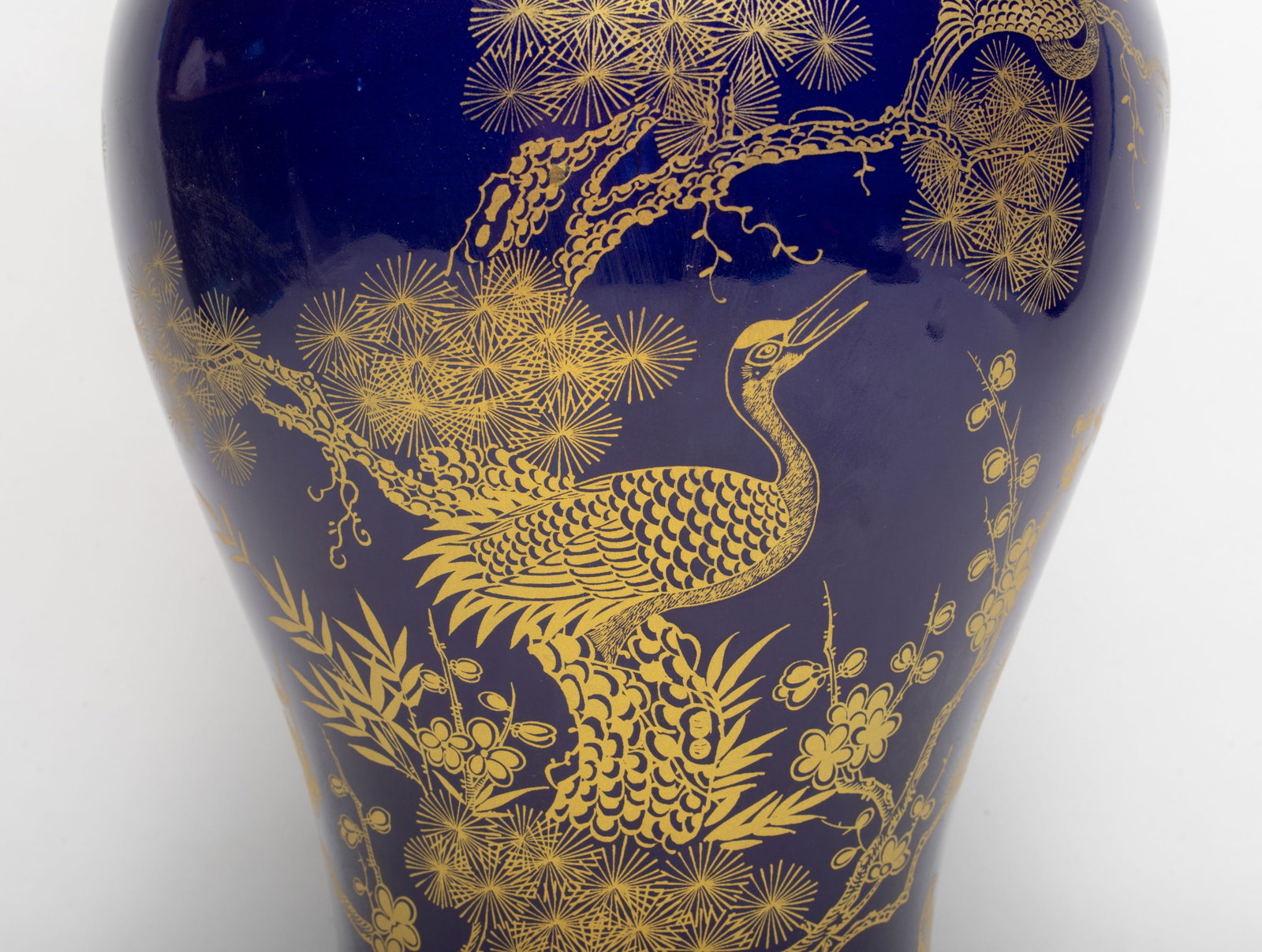 Tall Chinese Export Porcelain Vase - 5