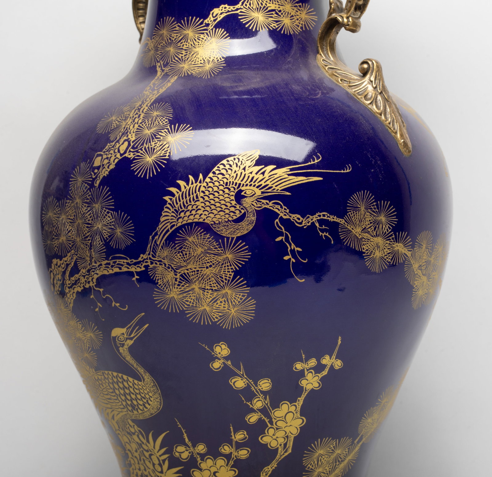Tall Chinese Export Porcelain Vase - 7
