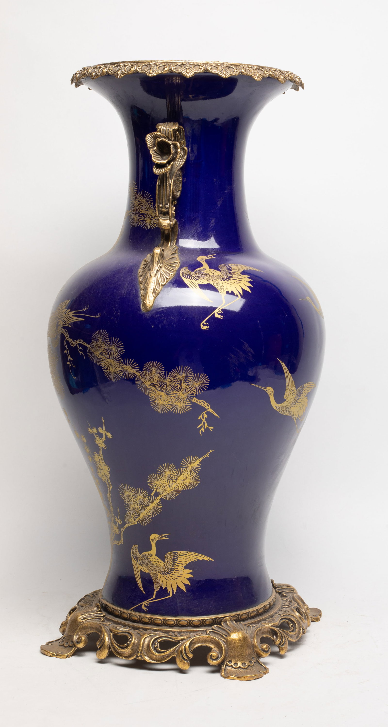 Tall Chinese Export Porcelain Vase - 9