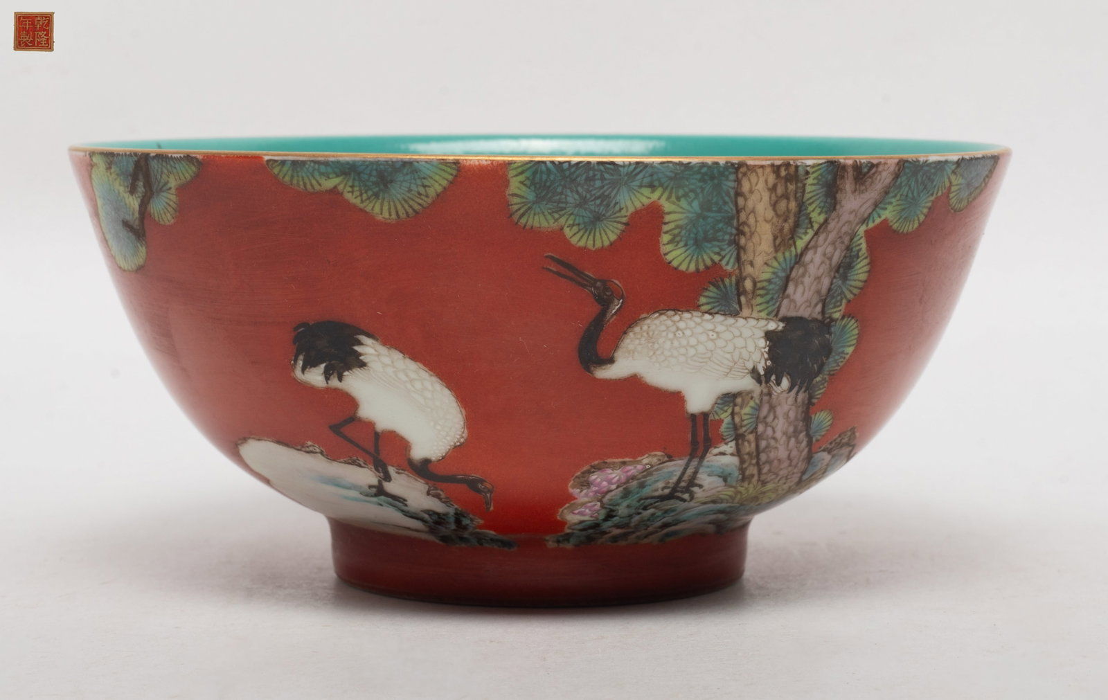 Rare Chinese Export Porcelain Bowl: Chinese porcelain bowl painted with cranes and pine tree, with seal mark on the bottom. Approx. 5.5*2.6 inch.