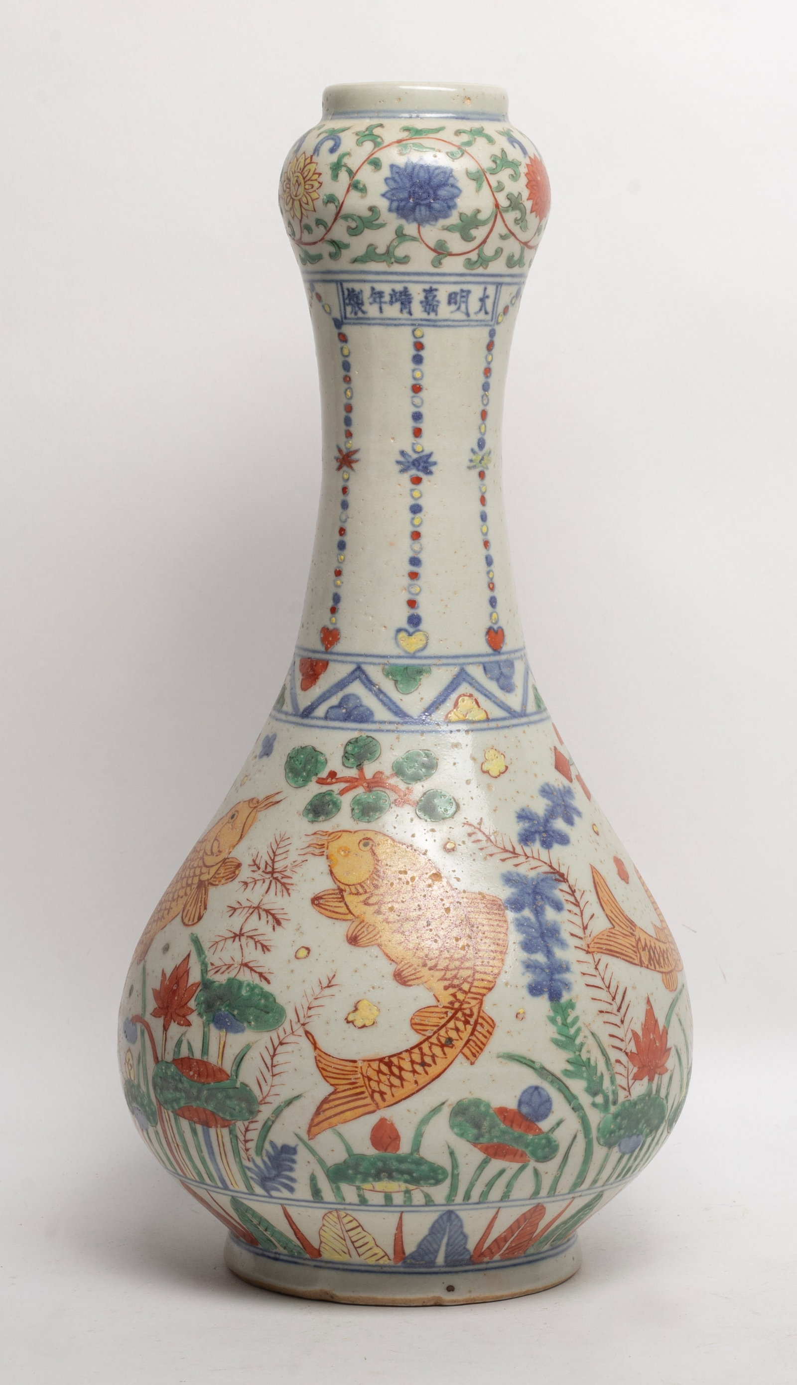 Tall Chinese Export Porcelain Vase (1 of 13)