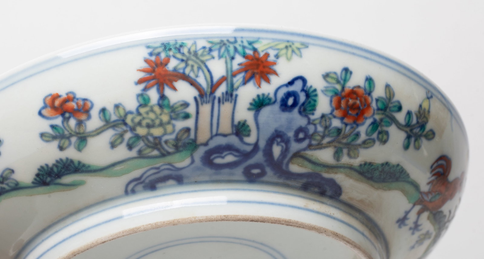 Two Chinese Export Porcelain Plates - 12