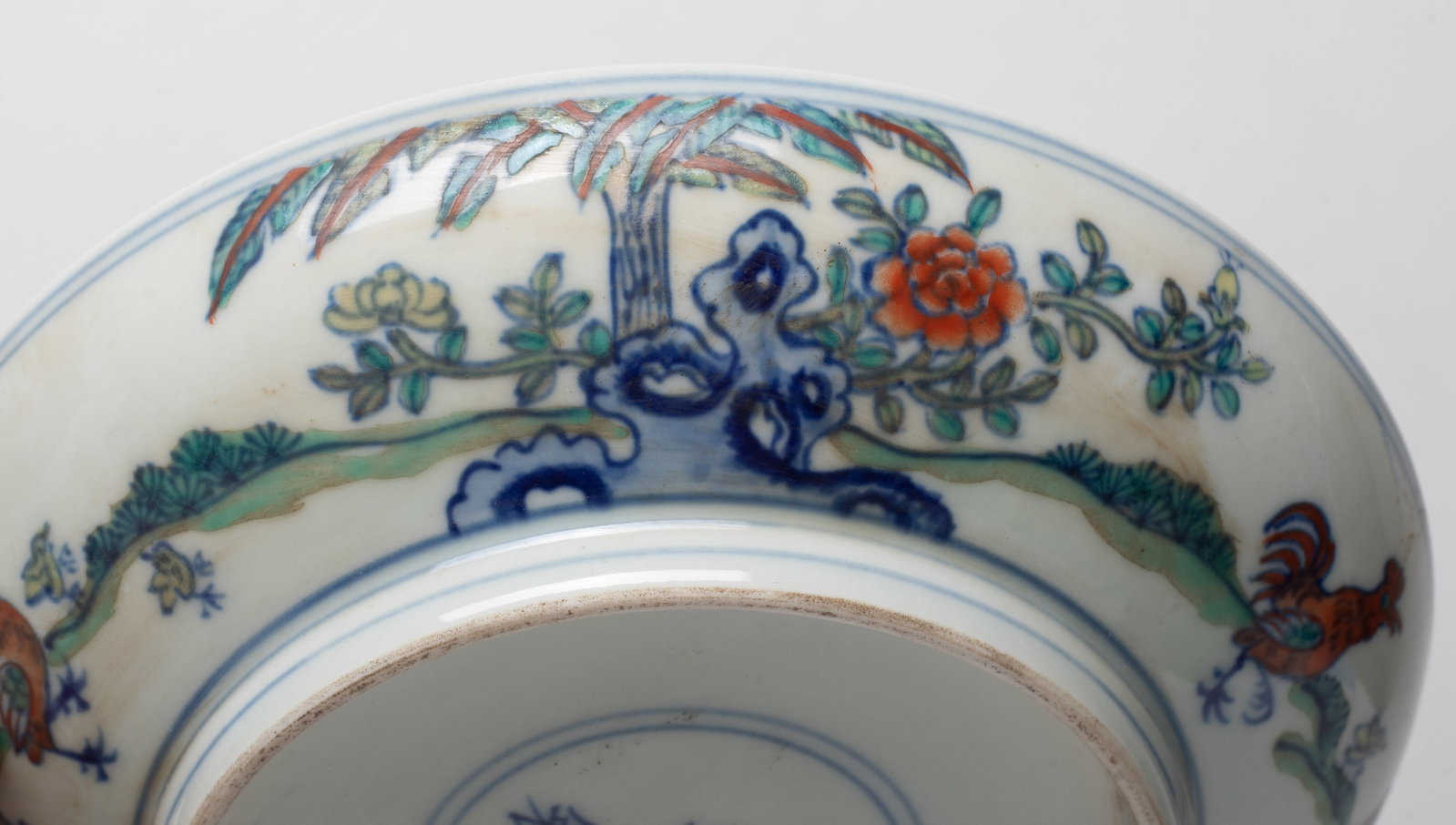 Two Chinese Export Porcelain Plates - 14
