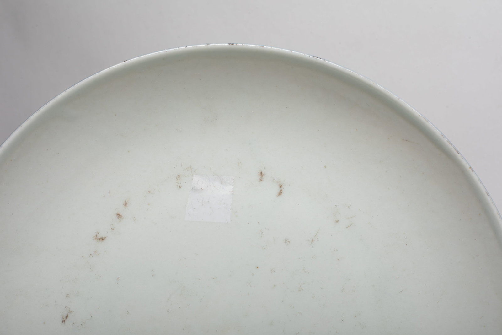Two Chinese Export Porcelain Plates - 3