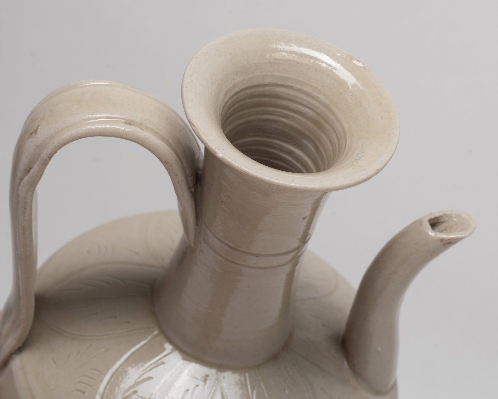 Two Chinese Export Porcelain - 3