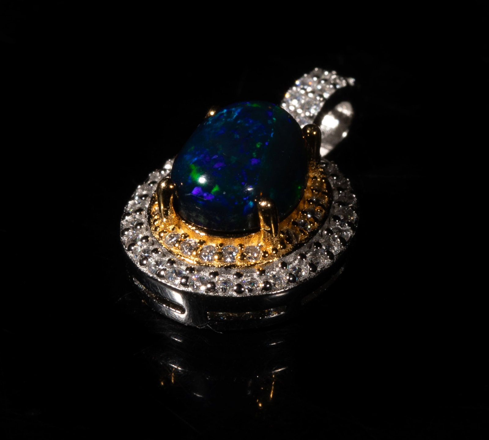 Rare Fire Opal Stone Pendant: Fire opal stone pendant. Approx. 2.2 gram, 0.8*0.5 inch.