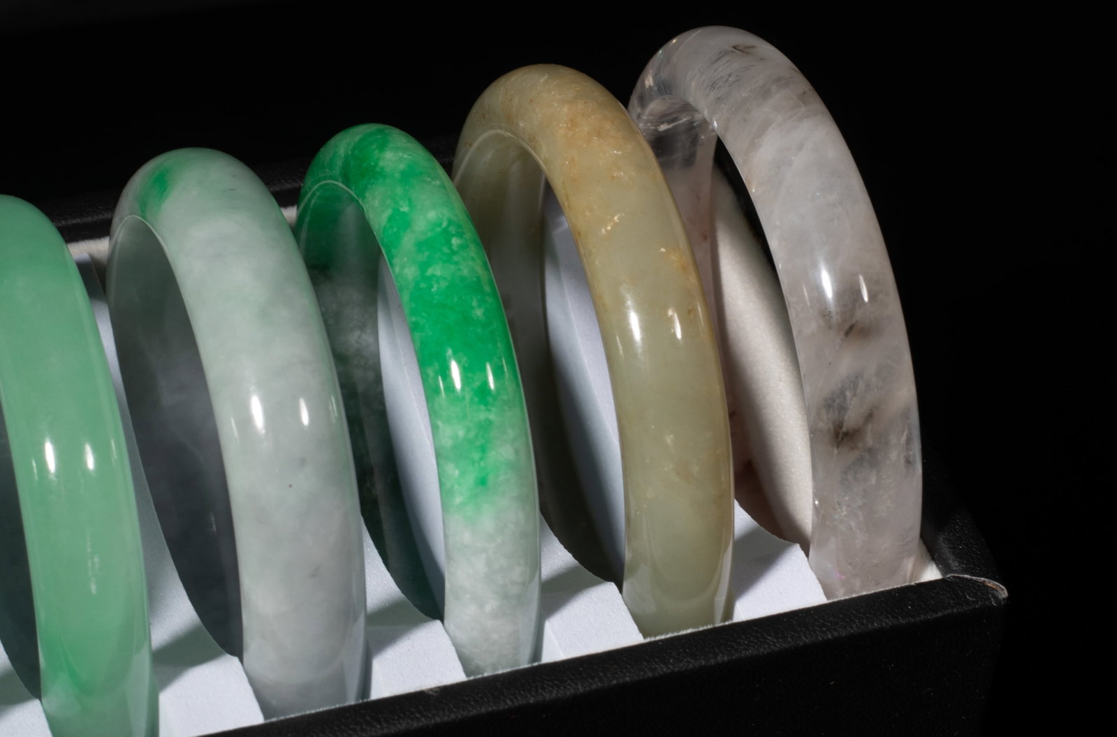 Set Vintage Chinese Export Bangles - 12