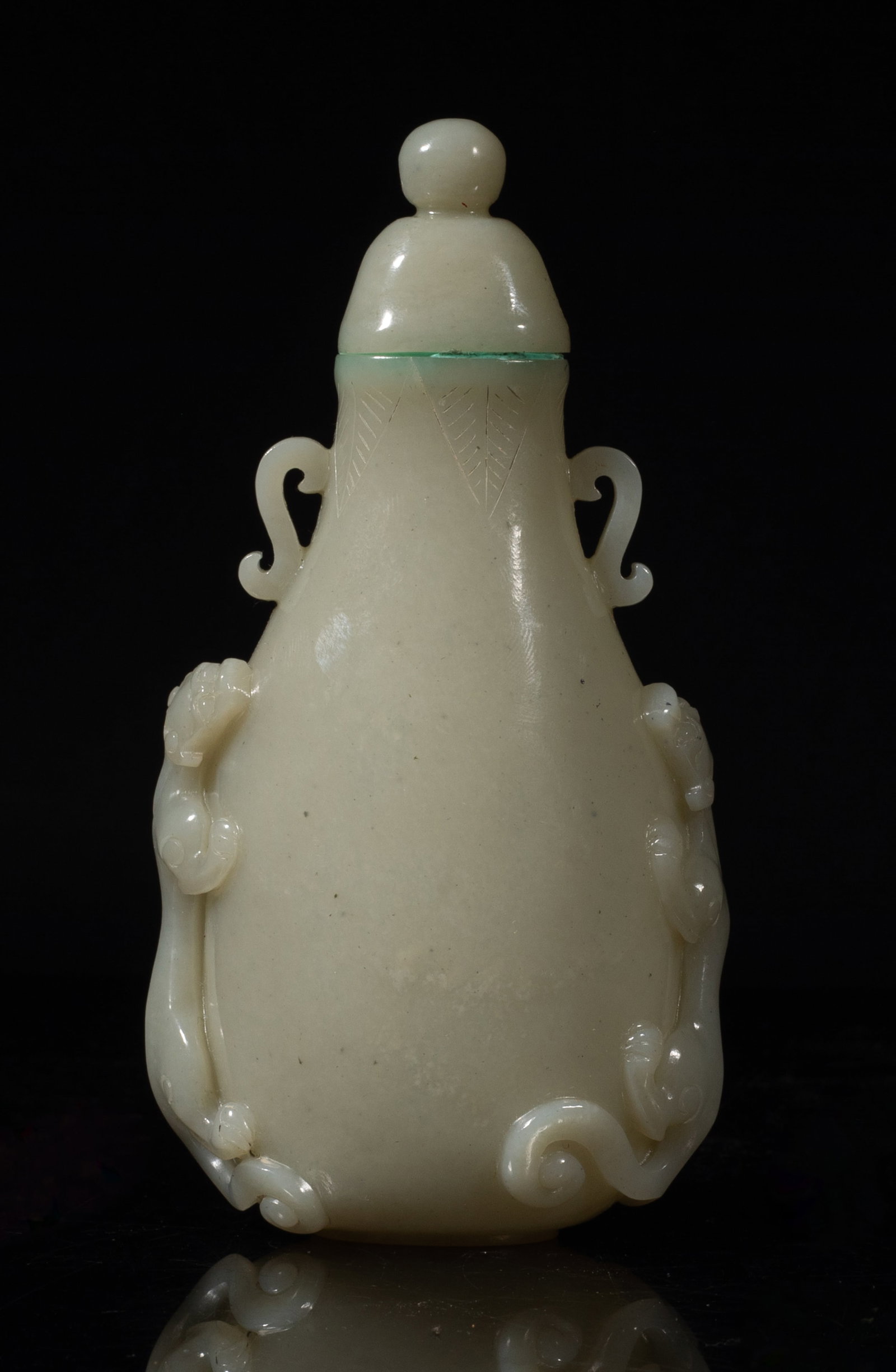 Chinese Jade Carved Cabinet Vase: Chinese jade cabinet vase carved with two climbing chi dragons. Approx. 5.1*2.7*1.7 inch. The Estate of the Store Closed Sale, Little Tokyo, Los Angeles. 2021.