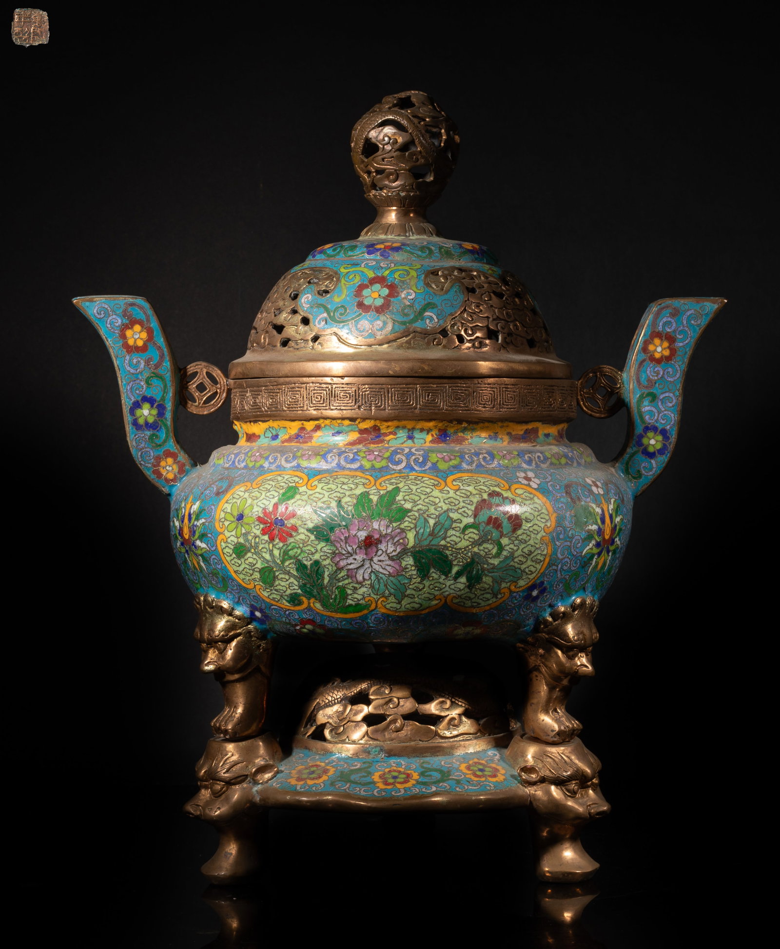 Heavy Chinese Cloisoone Censer: The censer of globular body supported on a tripod censer, the front surface panel applied with green background, featuring floral blossom pattern. Approx. 17.9*14.6 inch