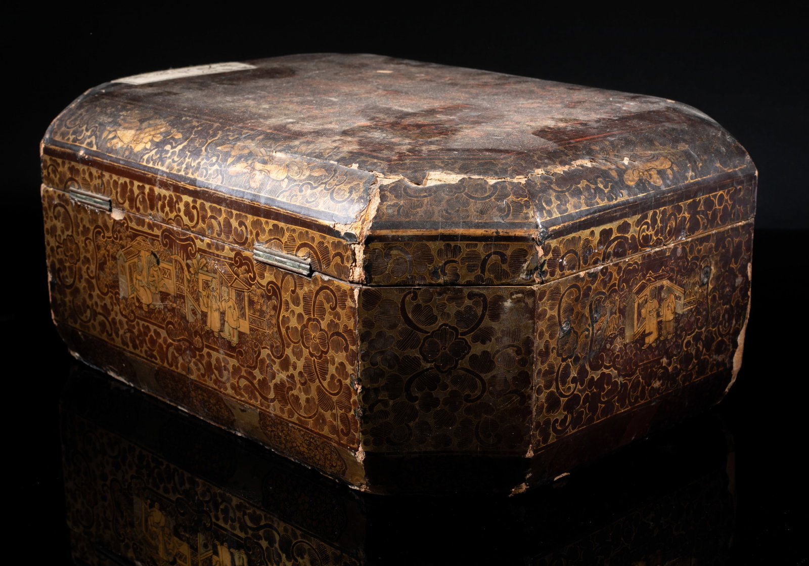 Large Chinese Export Lacquer Box - 5