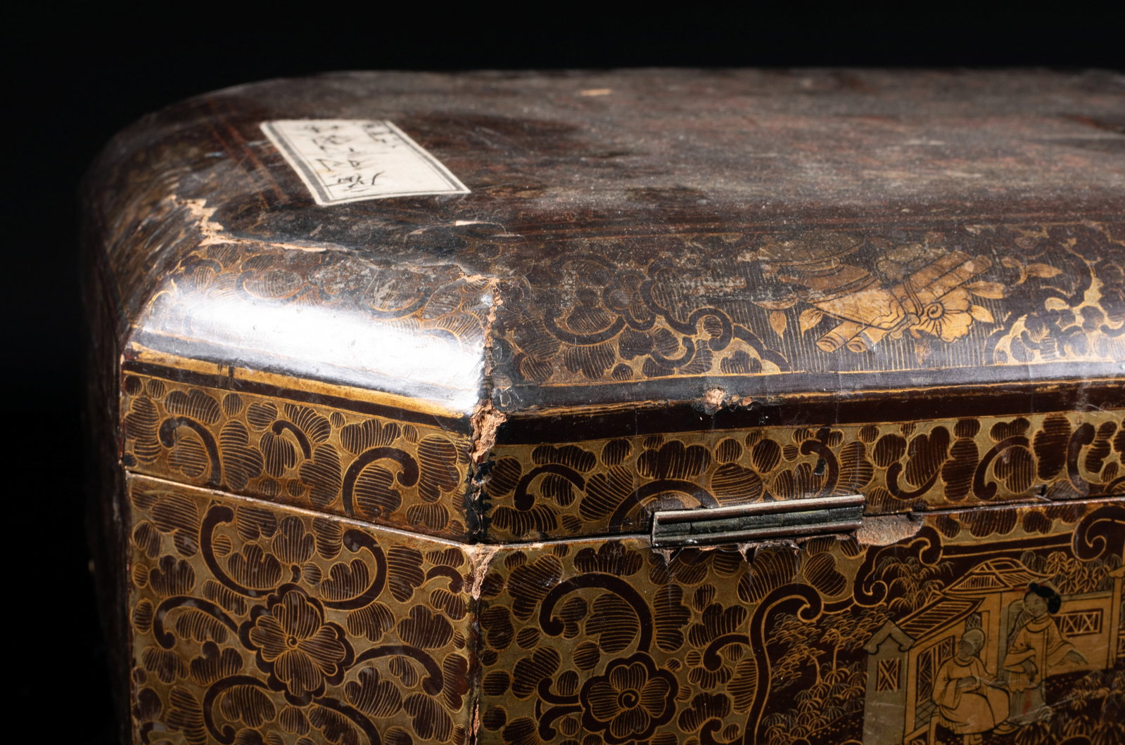 Large Chinese Export Lacquer Box - 7