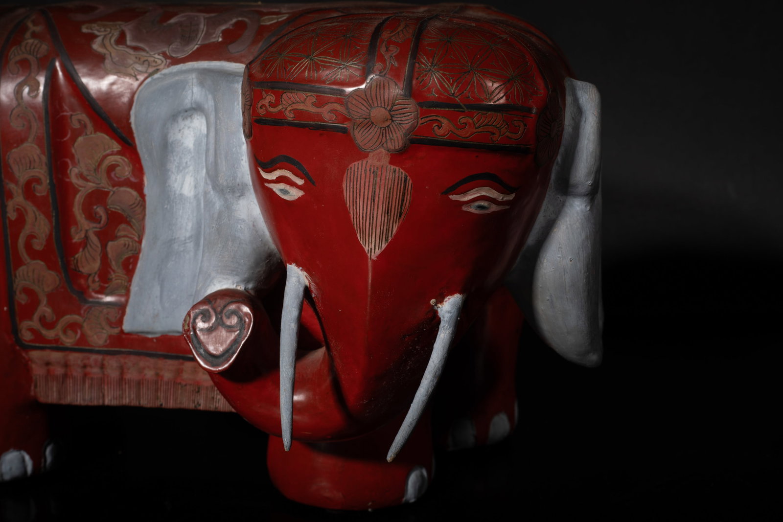Two Chinese Lacquer Elephant - 4