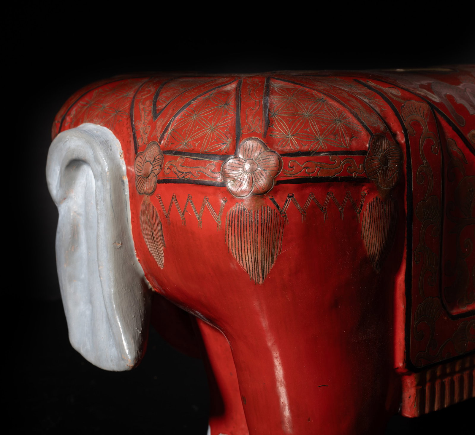 Two Chinese Lacquer Elephant - 9