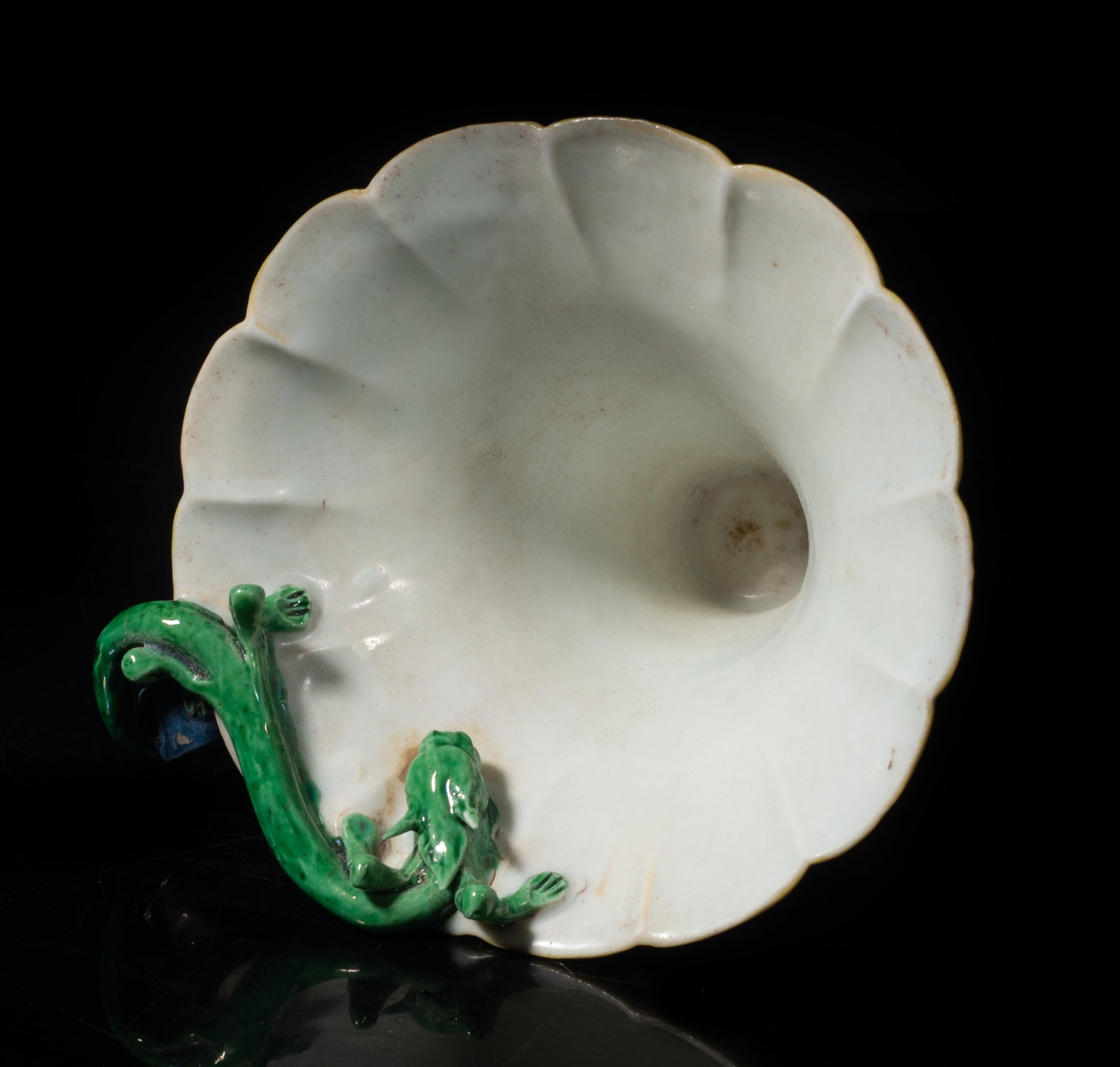 Chinese Export Porcelain Libation Cup - 3