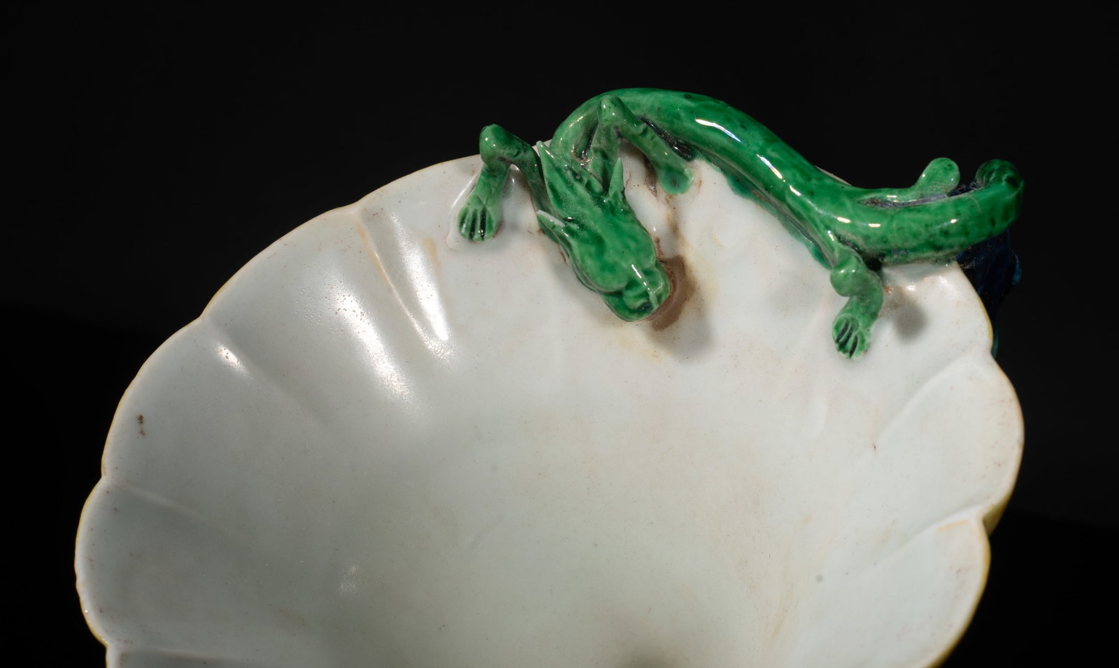 Chinese Export Porcelain Libation Cup - 4