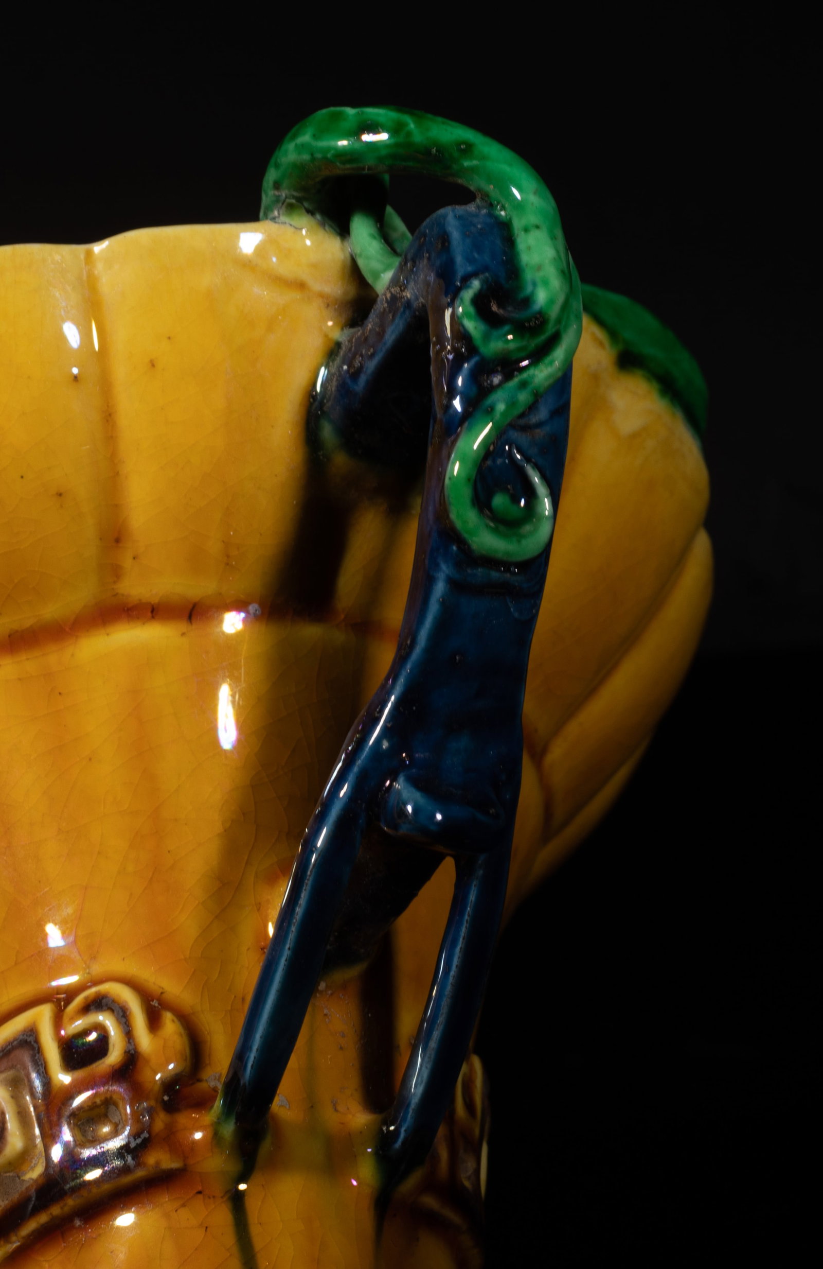 Chinese Export Porcelain Libation Cup - 7