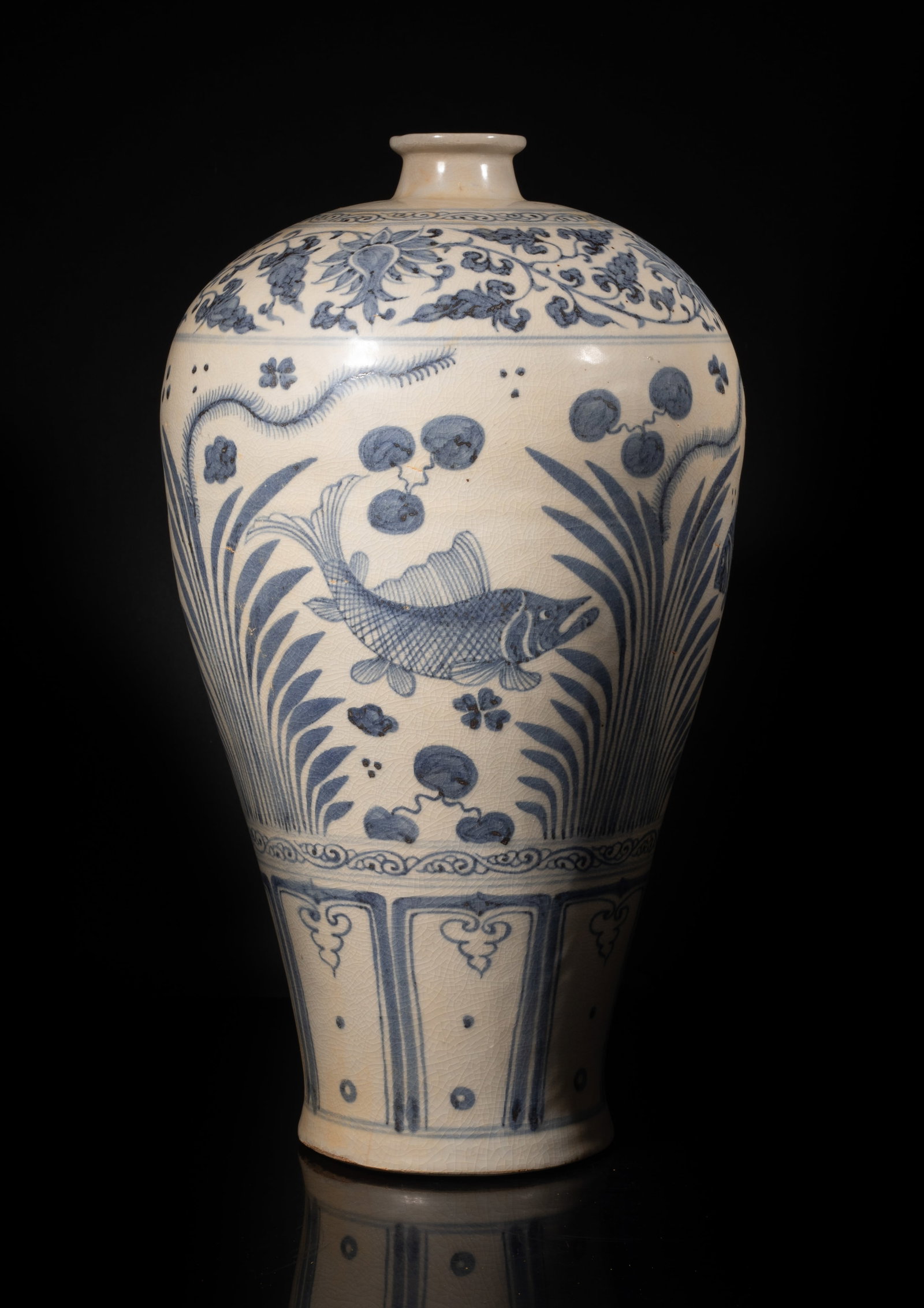 Tall Chinese Shipwreck Porcelain Vase: Tall Chinese shipwreck type porcelain vase, Blue & white decorated with lotus, moss water plants & fish. Szie Approx.: 17.5-9-9 inch.