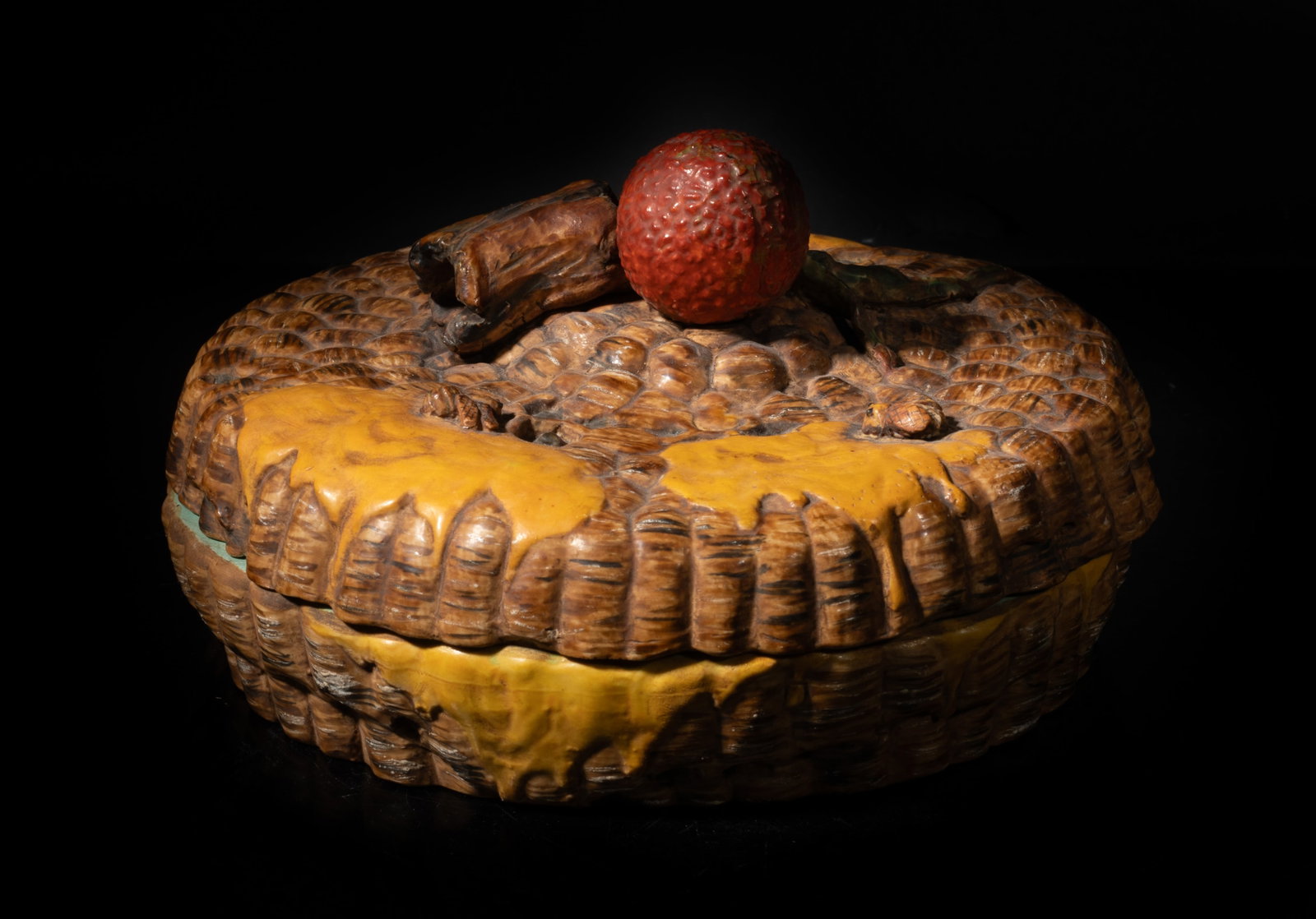 Unusual Chinese Porcelain Covered Plate: Chinese porcelain covered plate of special honeycomb form, with litchi fruit form knob. Approx. 7.2*4 inch.