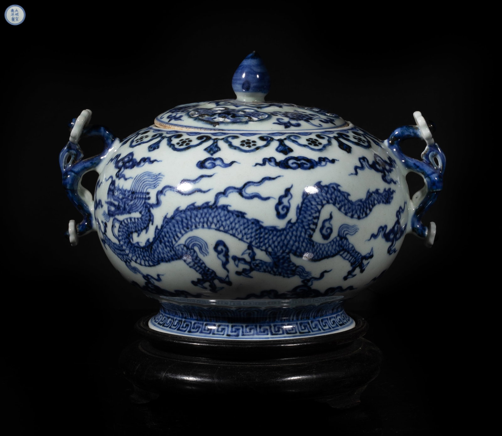 Chinese Blue & White Porcelain Covered Bowl (1 of 12)