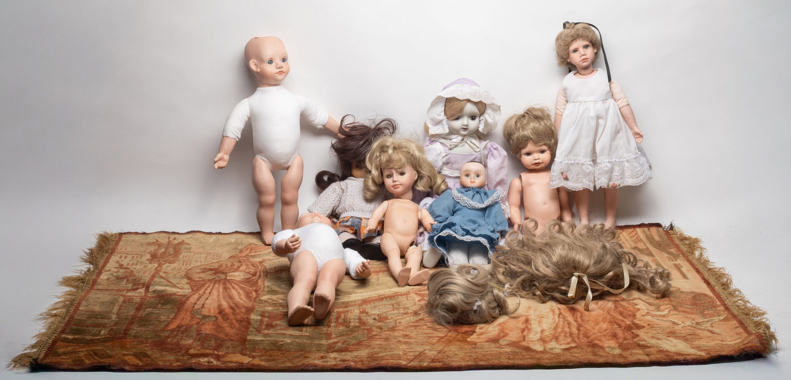 Large Embroidery Rug, Porcelain Dolls (1 of 12)