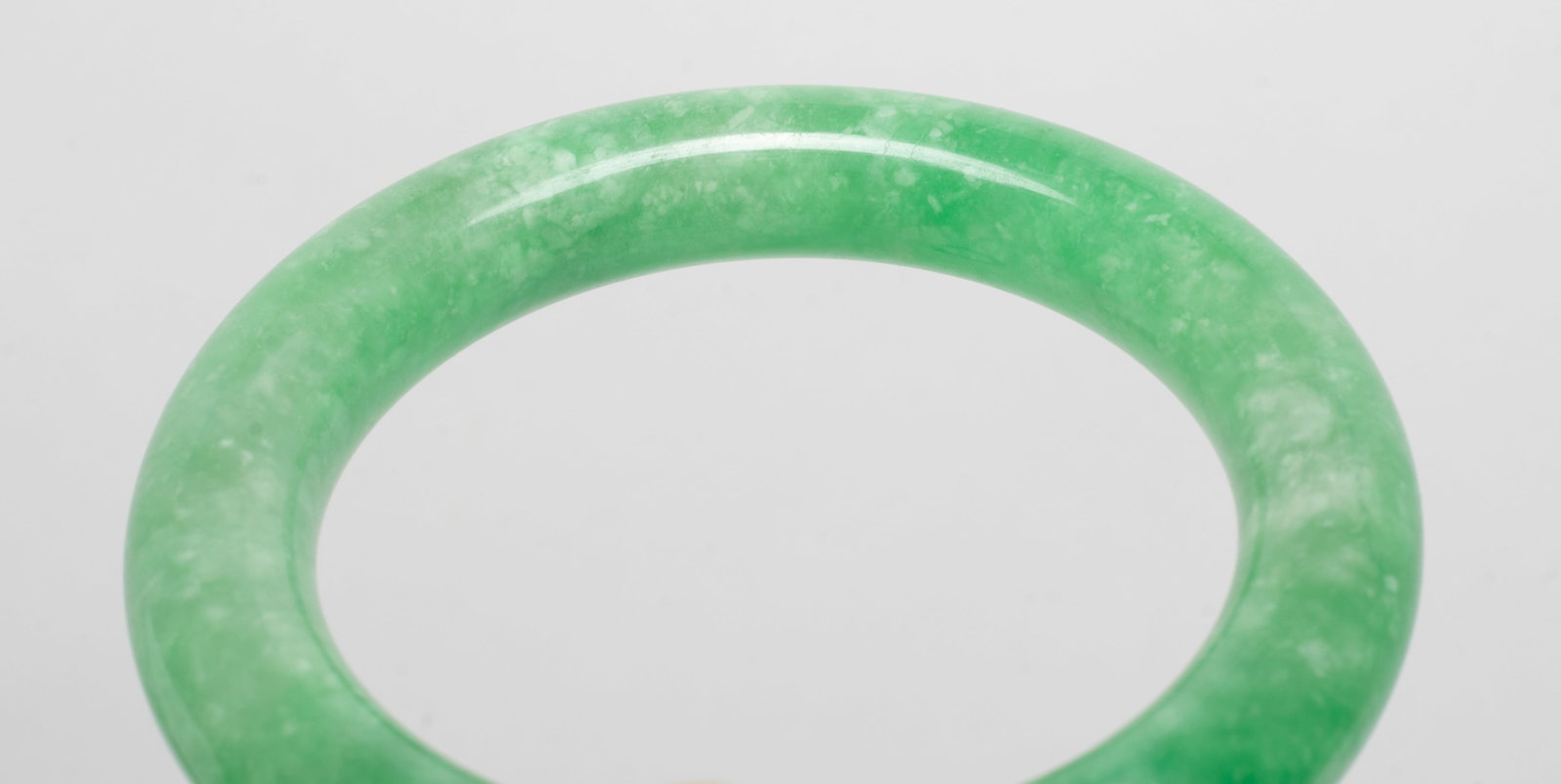 Two Chinese Export Jade Bangles - 9