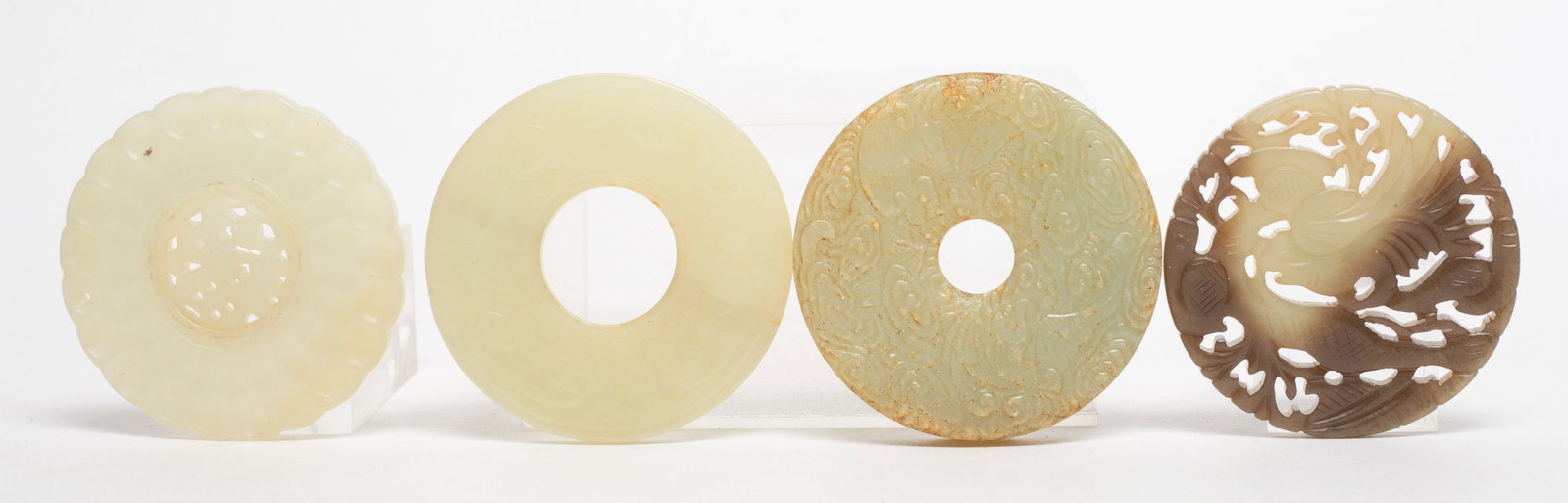 Set Chinese Export Jade Rounded Pendants (1 of 12)