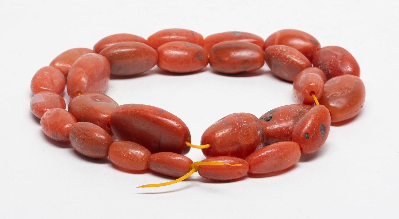 Rare Asian Cameo Agate Necklace: The necklace composed of multiple rare Asian cameo agate beads. Approx. 1.49*0.91 inch (larger bead)
