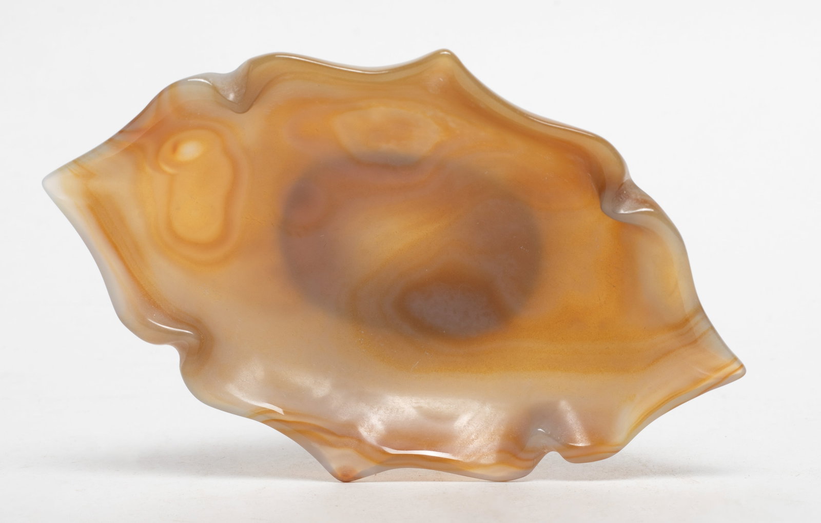 Chinese Honey Agate Banded Lotus Dish: Chinese banded honey agate dish of lotus form. Approx. 5*3.3*0.87 inch.