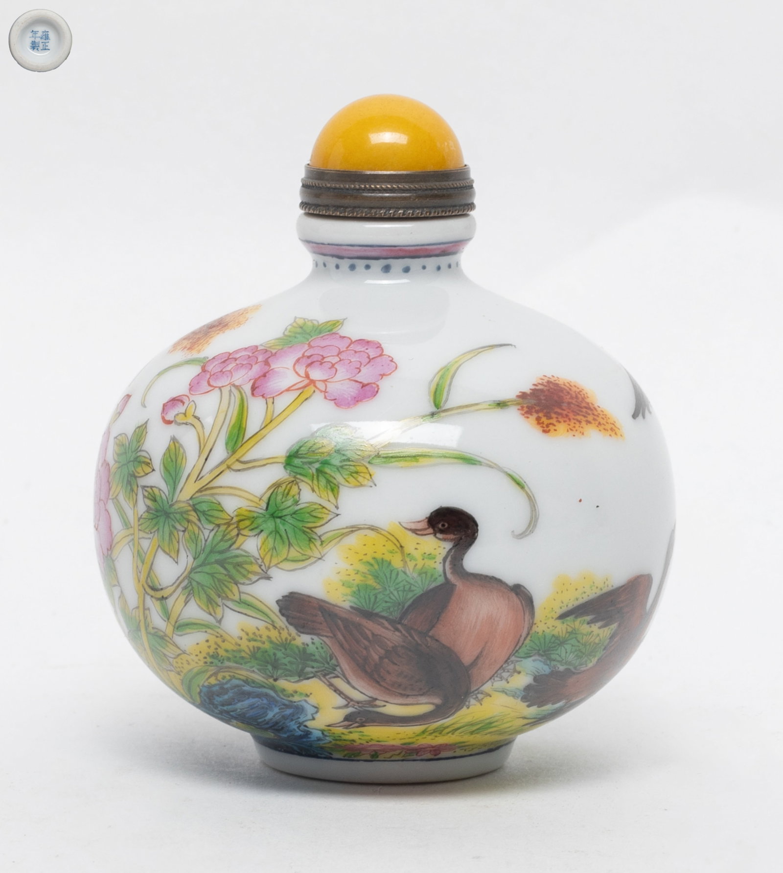 Chinese Peiking Glass Snuff Bottle: The snuff bottle of globular body, depicting blossom floral pattern, ending with a stopper, the base inscribed with a four-character. Approx. 2.69*2.31 inch