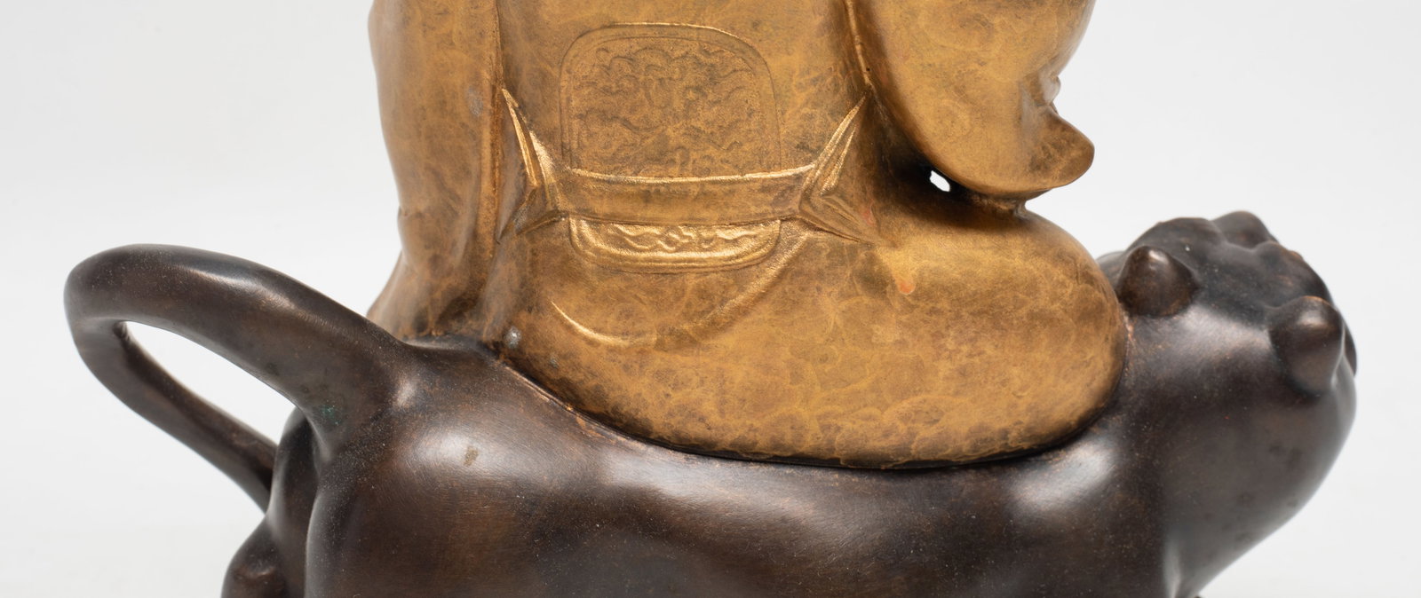 Unusual Chinese Export Bronze Buddha - 10
