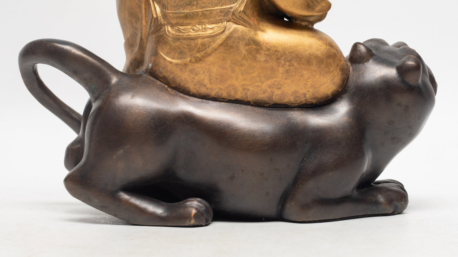 Unusual Chinese Export Bronze Buddha - 11