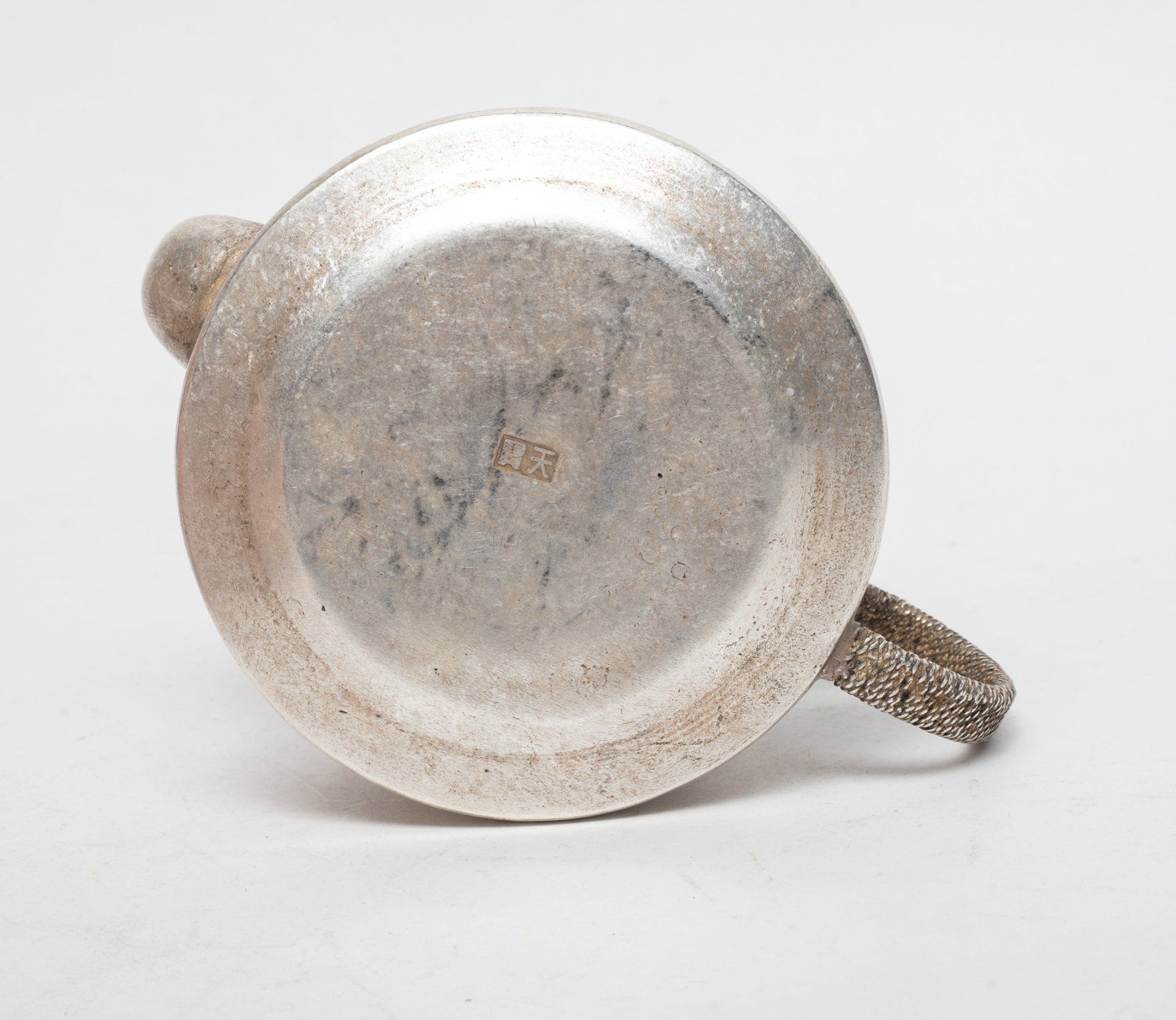 Two Chinese Export Tea Pots - 14