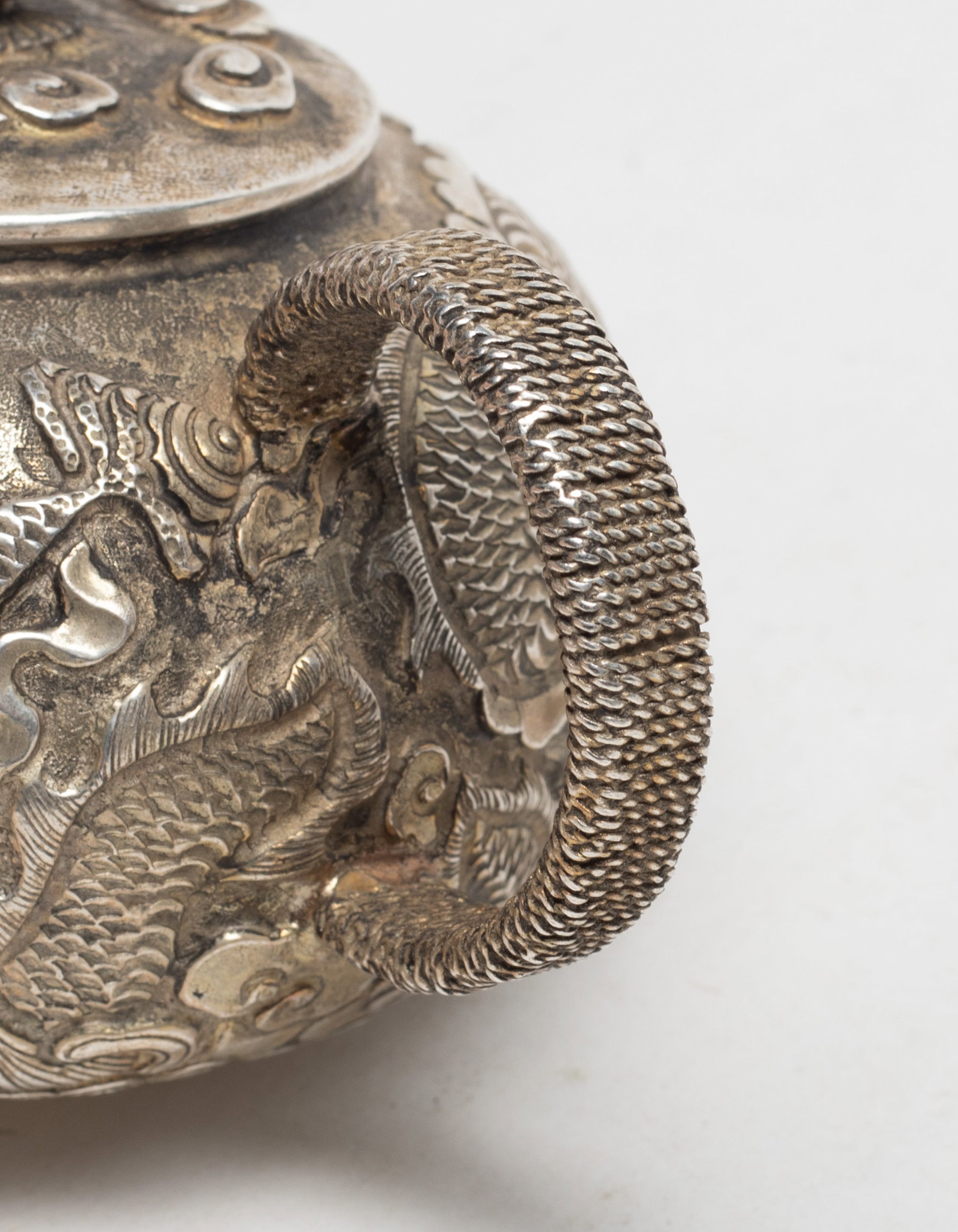 Two Chinese Export Tea Pots - 6