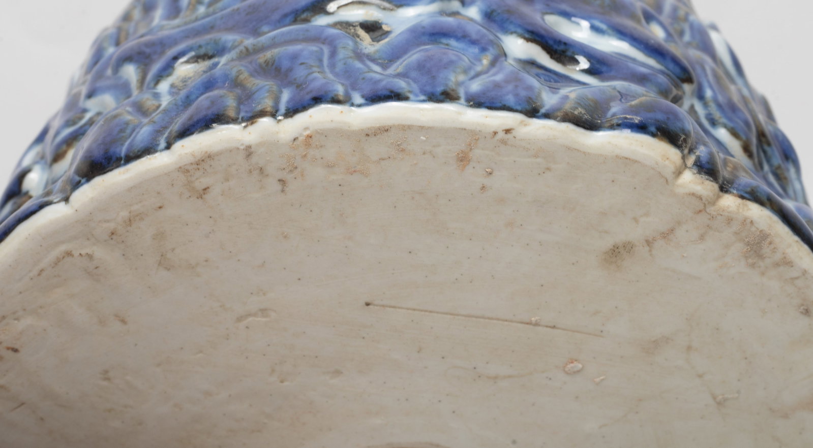Large Chinese Export Porcelain Base - 9