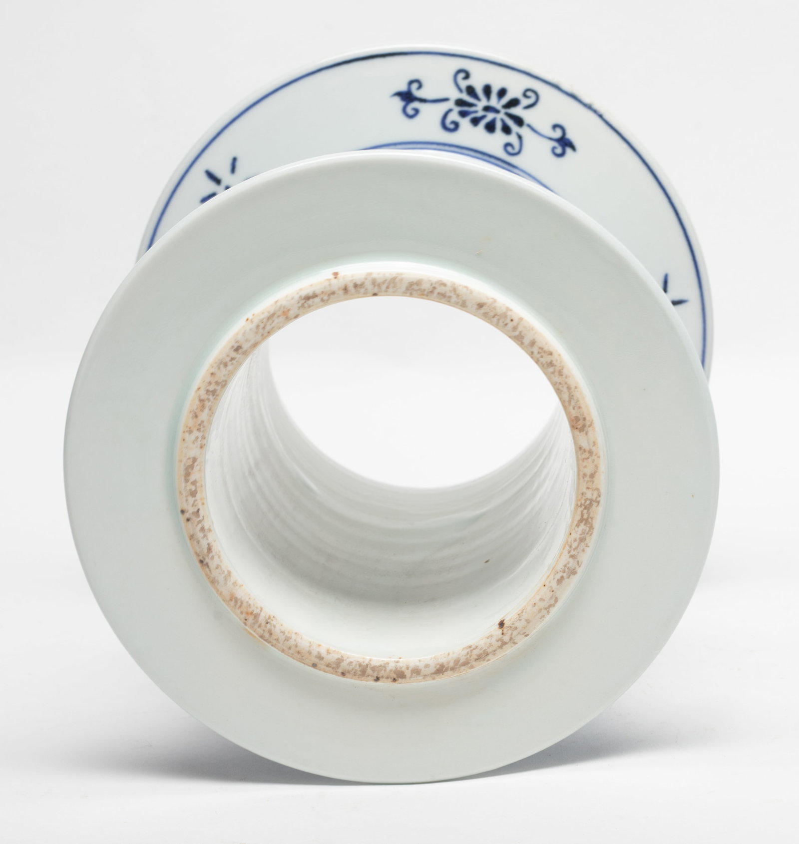 Chinese Export Porcelain Vase - 10