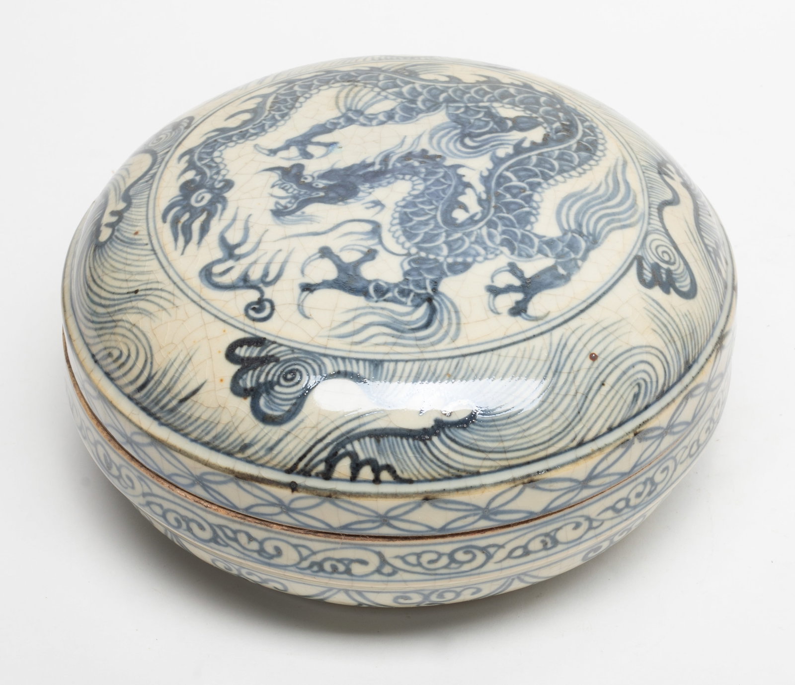 Large Chinese Export Porcelain Box (1 of 9)