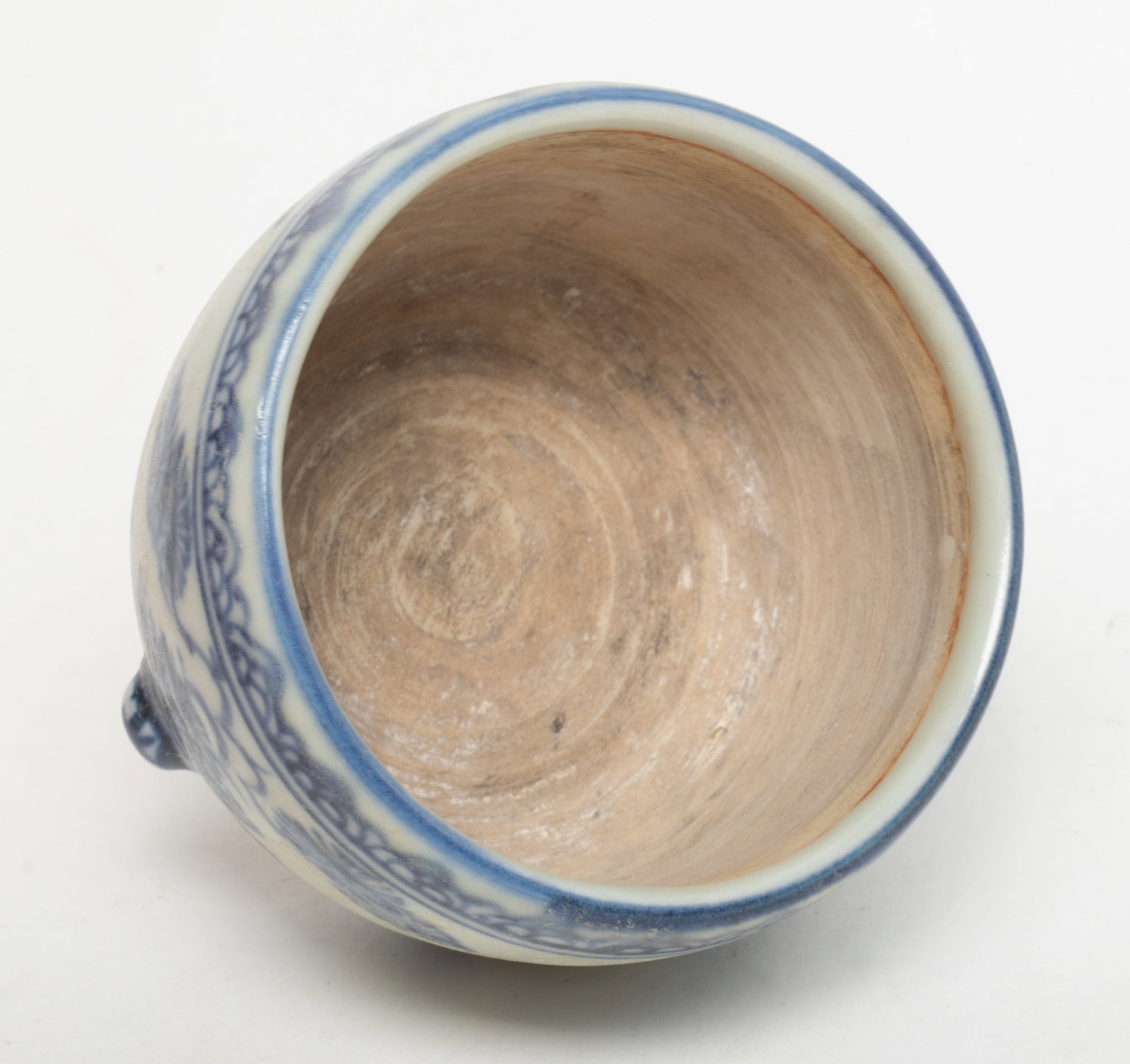 Two Chinese Export Porcelain Censers - 3