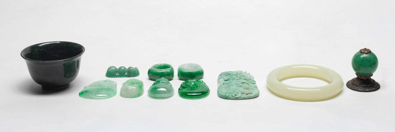 Groups Chinese Export Jade Like Carvings (1 of 10)