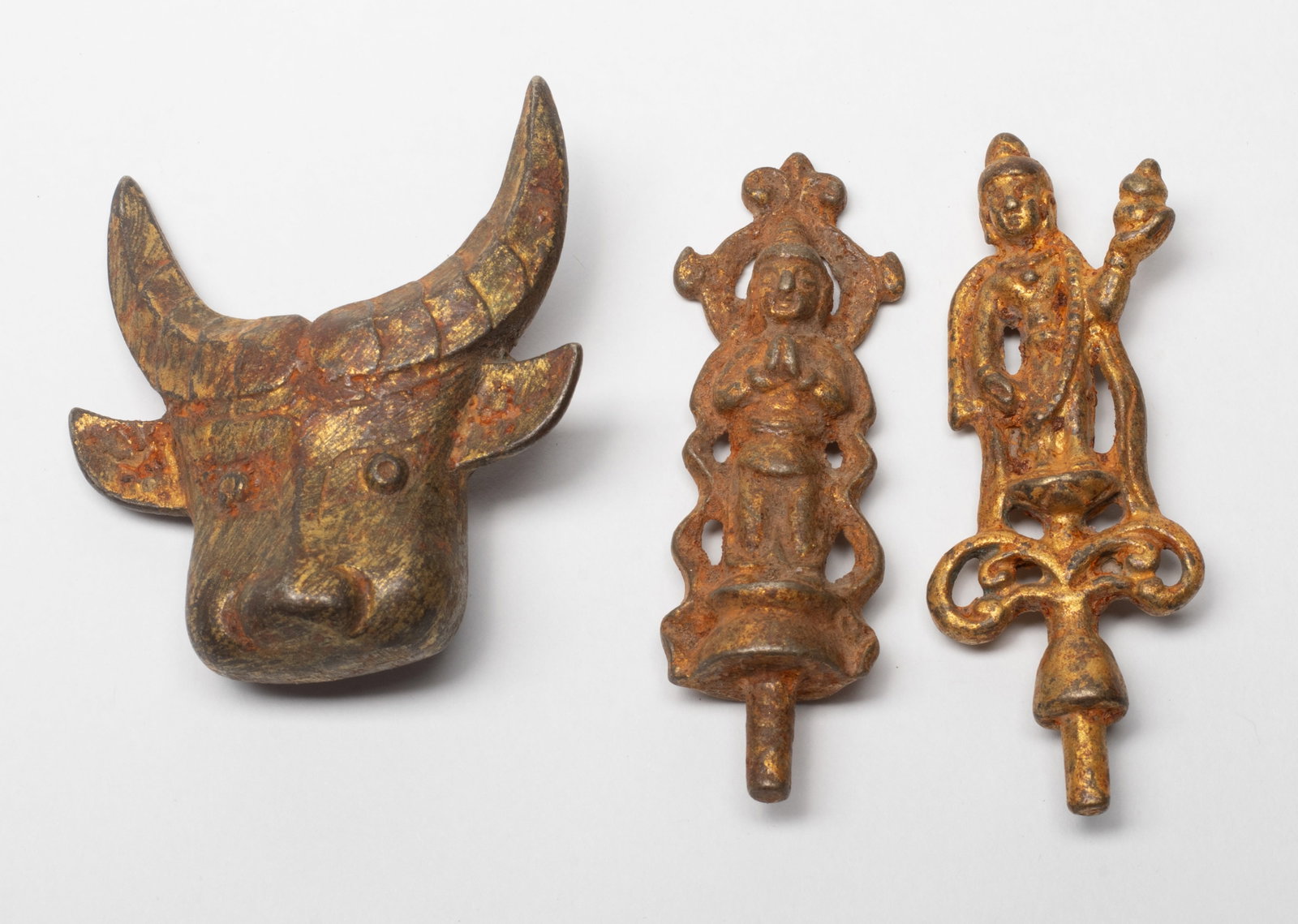 Set Chinese Gilt Bronze Buddha, Mask: Including two Chinese gilt bronze buddha, and one mask. Approx. 2.37*2.70 inch (mask)