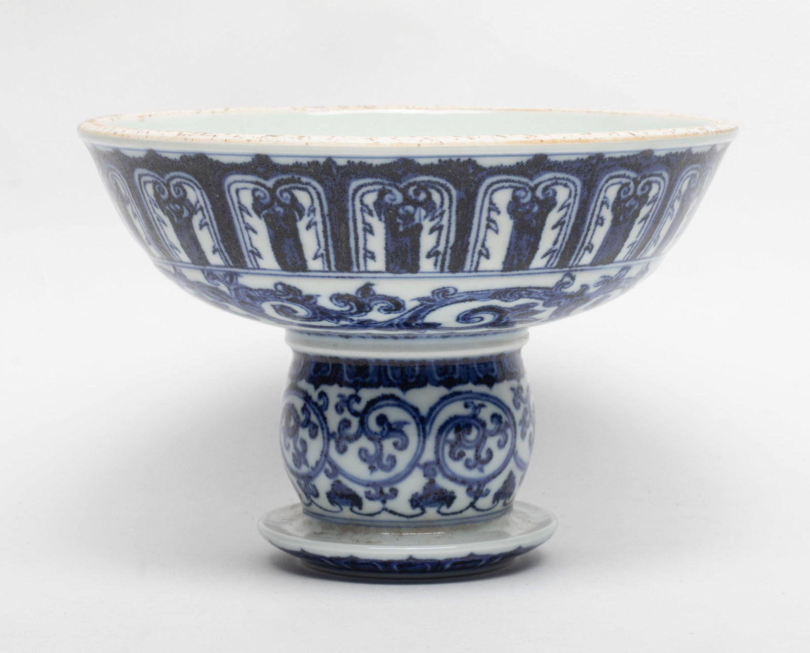 Large Chinese Export Porcelain Vase (1 of 8)